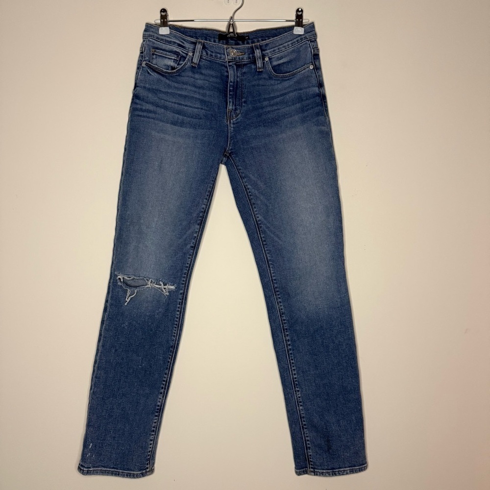 HUDSON Nico Straight Mid Rise Distressed Denim Classic Flattering Jeans